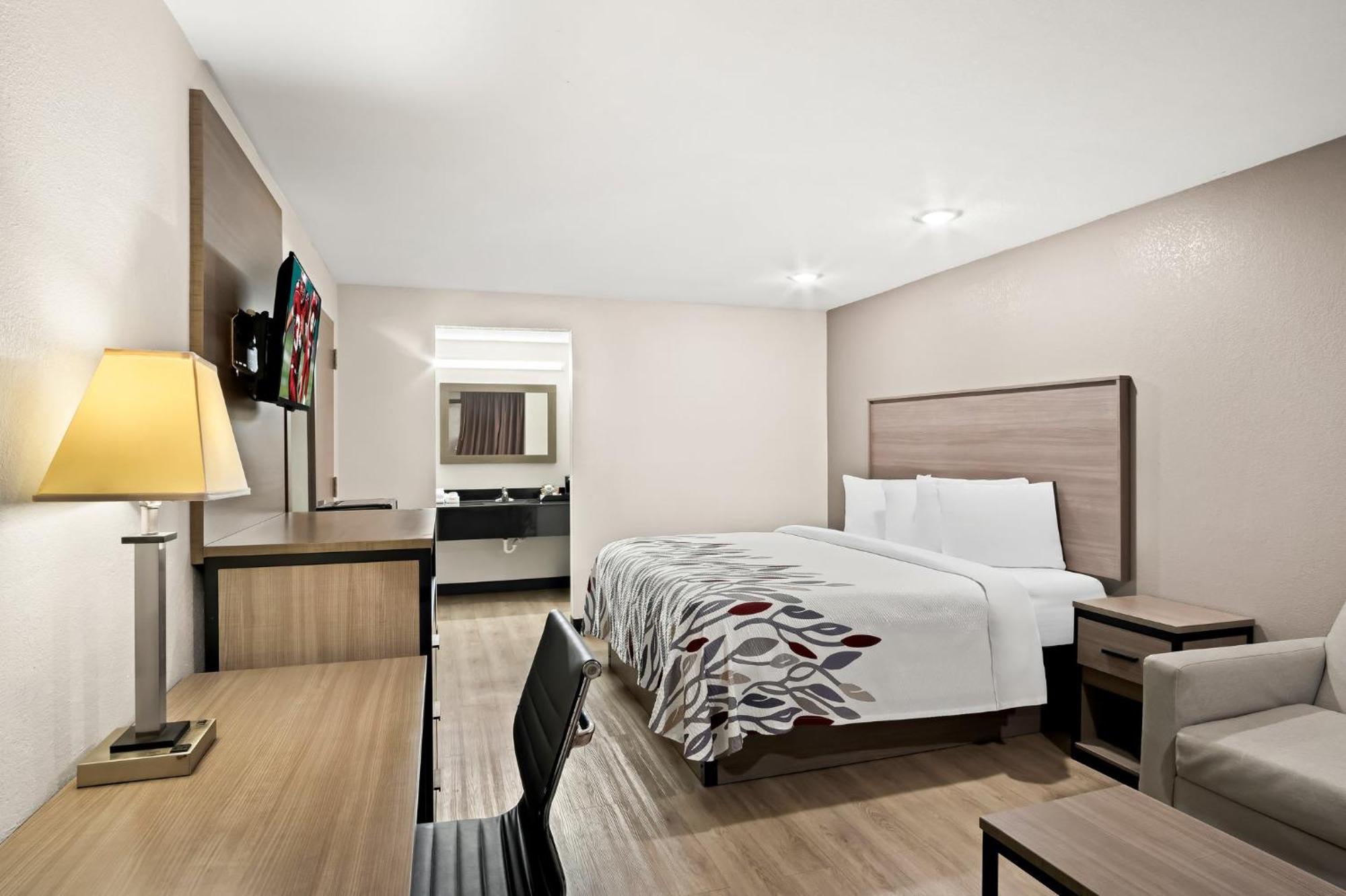 Red Roof Inn & Conference Center Mckinney Buitenkant foto